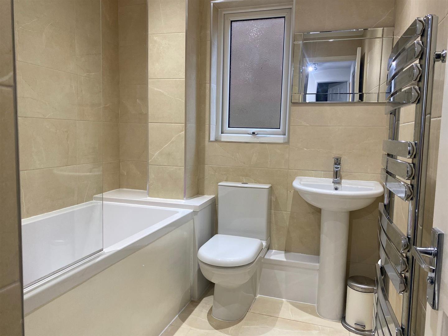 Kernham Drive, Tilehurst, Reading